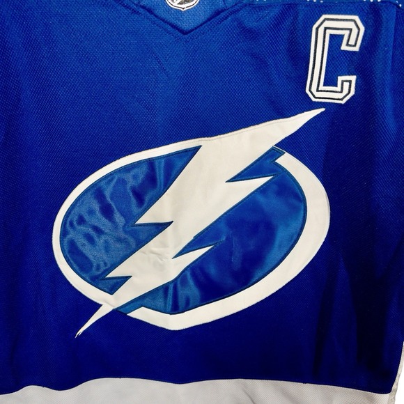 Adidas Tampa Bay Lightning Steven Stamkos Hockey Jersey Mens Size 50 Fight Strap - Picture 9 of 10